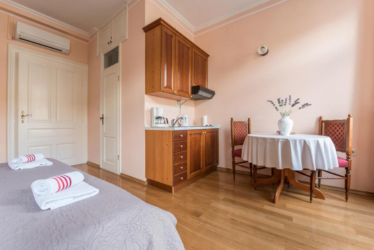 Apartments Villa Devana Opatija Luaran gambar