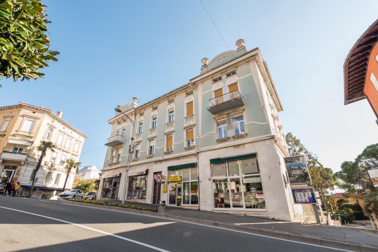 Apartments Villa Devana Opatija Luaran gambar