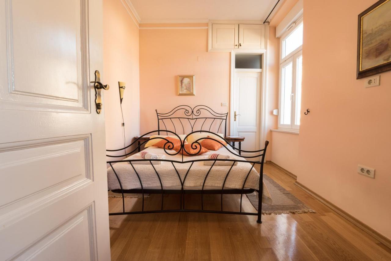 Apartments Villa Devana Opatija Luaran gambar